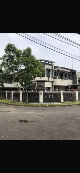 Rumah Mewah Hook Di Batununggal Bandung Dkt tol moh toha Buah Batu