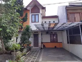 Jual Rumah LUAS MURAH di CIGADUNG Sayap Dago Cikutra Bandung