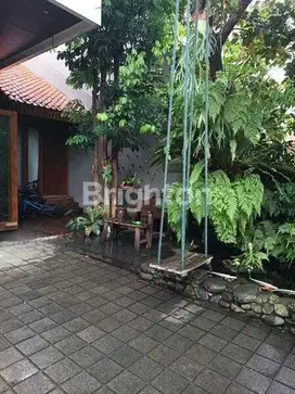 Rumah Siap Huni 2,5 Lantai Lingkungan Asri di Jagakarsa, Jaksel