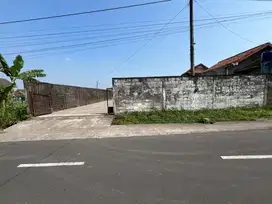 HUNIAN NYAMAN DEKAT PASAR KOLOMBO: Tanah Kaliurang Km 8 Jogja