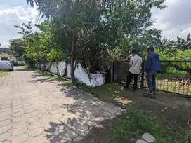 7 Menit ke RSA UGM — Tanah SHM Row Jalan 5 m, cocok Hunian, Kos