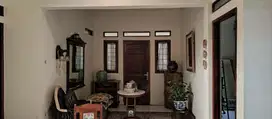 Rumah Asri Siap Huni di Komplek Awiligar Bandung Utara
