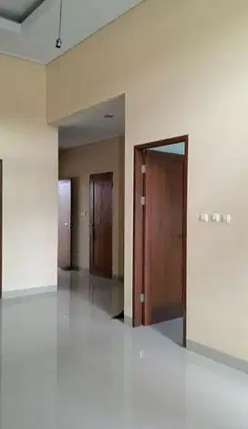 Rumah siap pakai di area cingised arcamanik