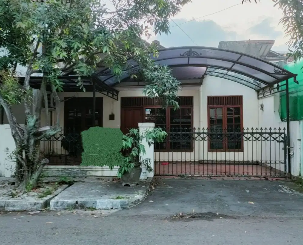 Rumah Terawat Mainroad Komplek Kalijati Antapani