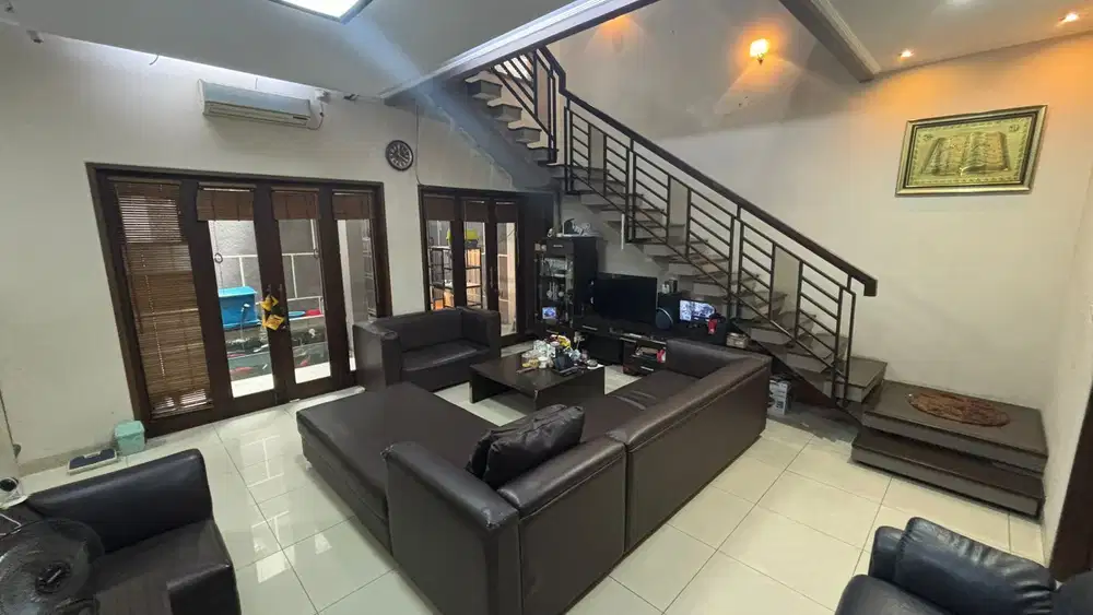 Jual BU Rumah Semi Furnish di Terusan Setraria Surya Sumantri Bandung