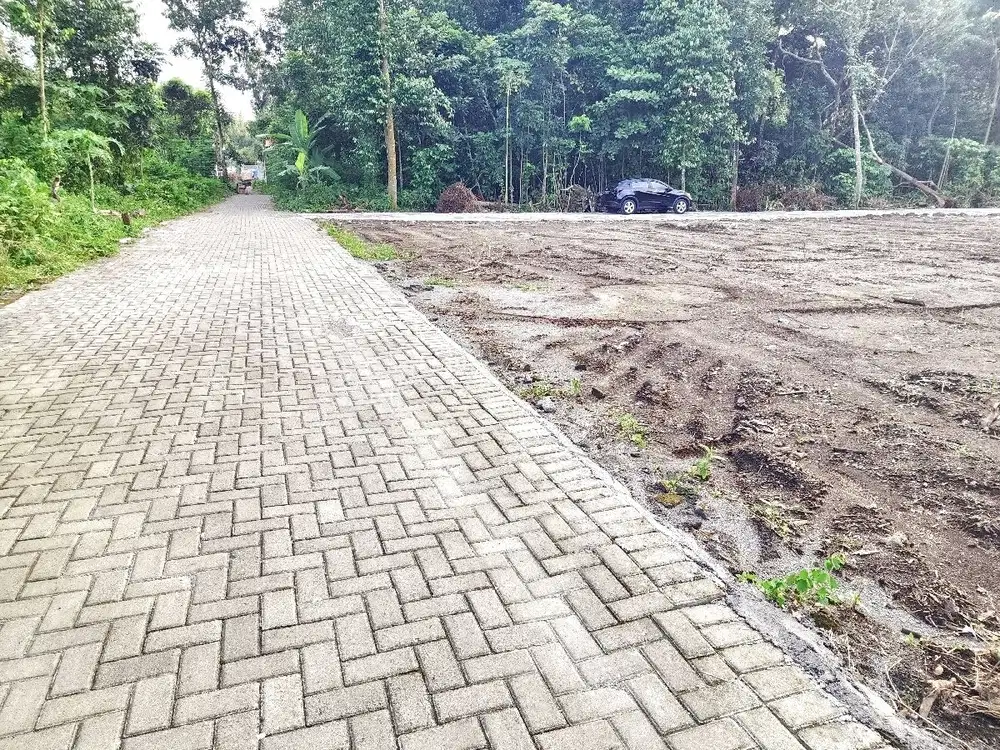 Tanah untuk Villa di Dekat UII, Lokasi Asri & Nyaman