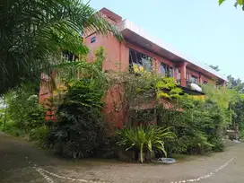 RUMAH 2 LANTAI 5 KAMAR TIDUR CARPORT LUAS DI NGEMPLAK SLEMAN