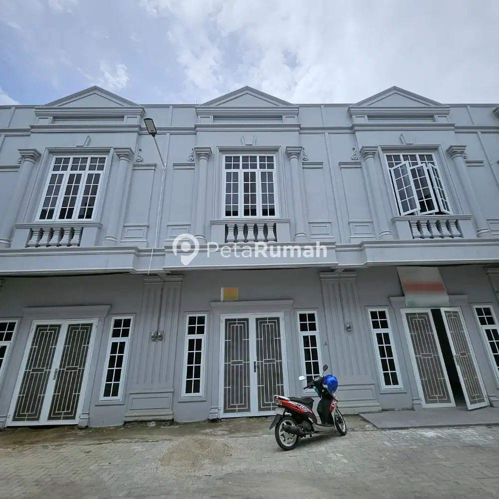 DIJUAL TOWNHOUSE KOMPLEK MADOS ROYAL SUITE - DAERAH KRAKATAU
