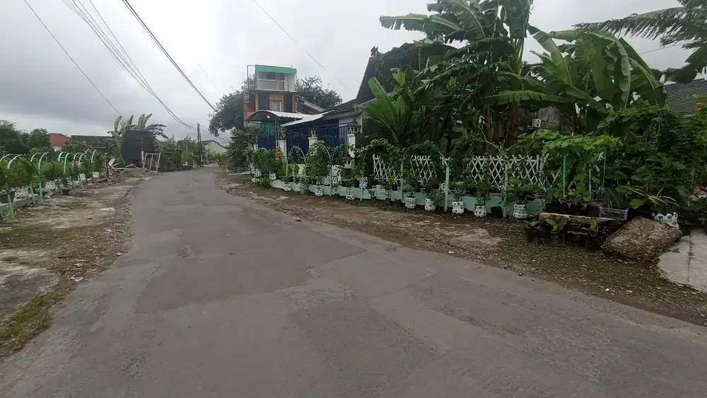 TANAH TERMURAH! 10 MENIT KE AMPLAZ , SHM PEKARANGAN SIAP AJB