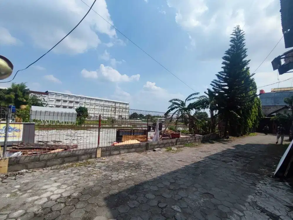 Selatan Kampus UPN Jogja, Dekat OB Seturan Cocok Kost atau Caffe