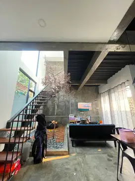 Dijual Rumah Siap Huni Konsep Industrial Modern di Cigadung Bandung
