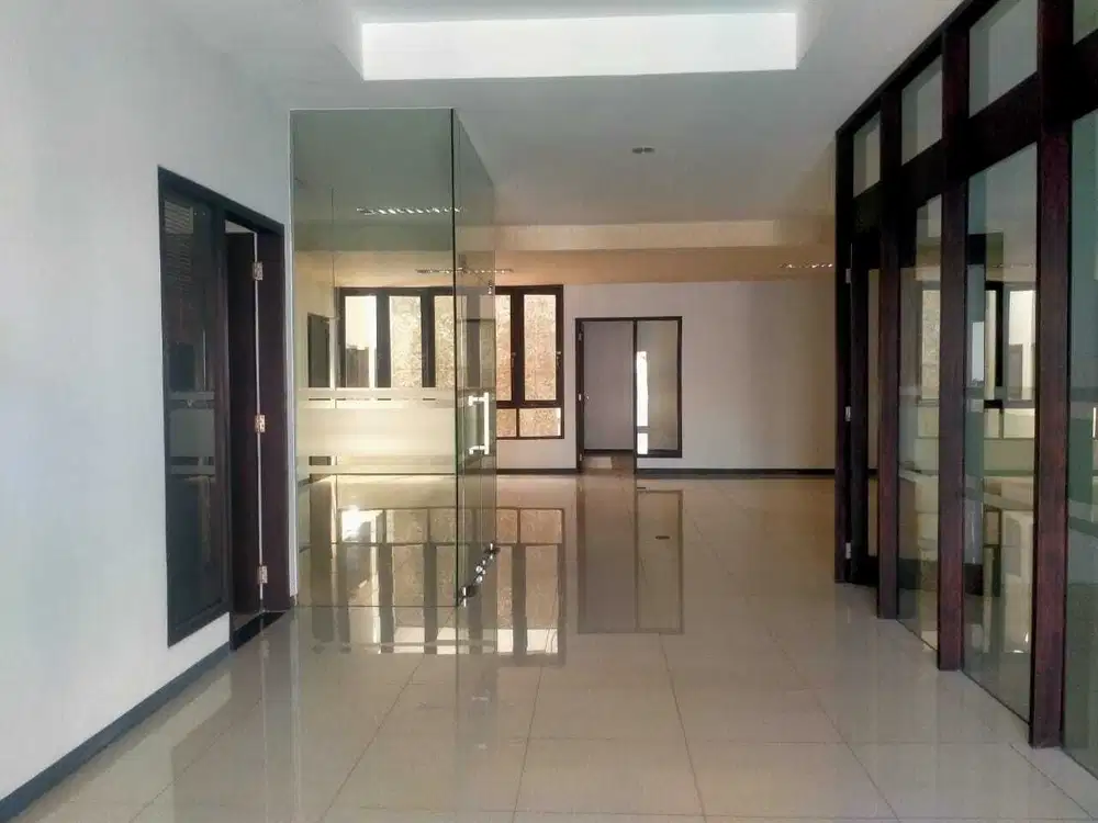 JUAL RUMAH EX KANTOR DEKAT GALAXY MALL DAN MERR