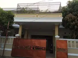 RUMAH di CIPAYUNG, JAKARTA TIMUR
