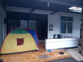Rumah di pondok pinang bentuk tanah ngantong