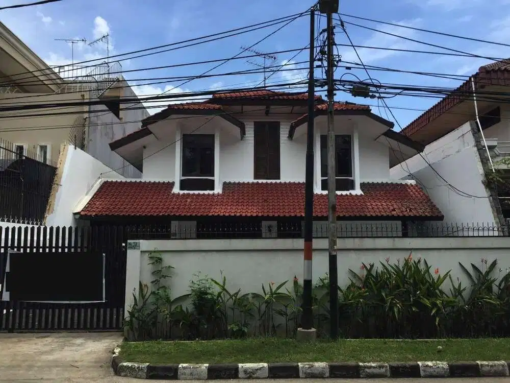 Dijual rumah ancol barat rapi siap huni
