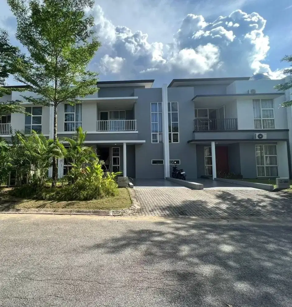 Dijual Rumah Hadap timur fully furnished di Kawasan Elite Southlink