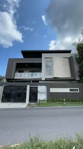 Rumah Mewah Konsep Villa Premium View Merapi di Jogja Utara Sleman