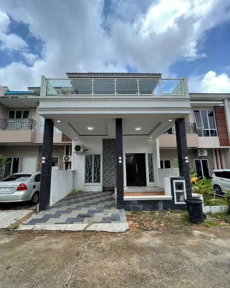 Dijual Rumah 2 Lantai Fully Furnished di Batam Centre ( simpang kara )