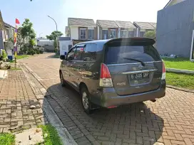 Innova 2010 g luxury metic jual cepat cesh