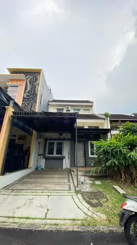 Disewa Rumah Grand Wisata Cluster Garden Fiesta 3+1 Kamar Tidur Bekasi