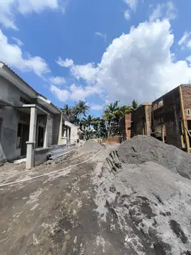 RUMAH BARU PROSES BANGUN HANYA 8 UNIT DI MOYUDAN, SLEMAN, YOGYAKARTA