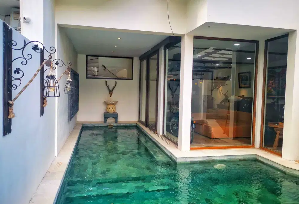 Dijual Villa Nyaman di Seminyak