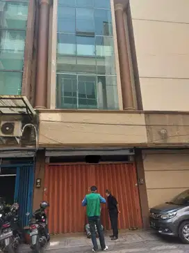 Dijual Cepat Ruko Bagus 3 Lt di Lenmarc Kayoon Surabaya