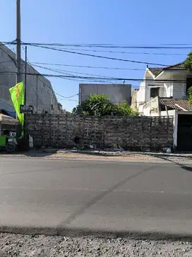 Disewakan Tanah Lokasi Strategis di tengah kota Surabaya Barat