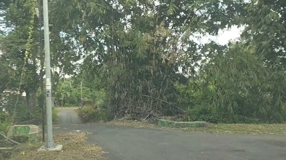 tanah luas -+131m2 lokasi barat pasar pakem jl kaliurang km 16