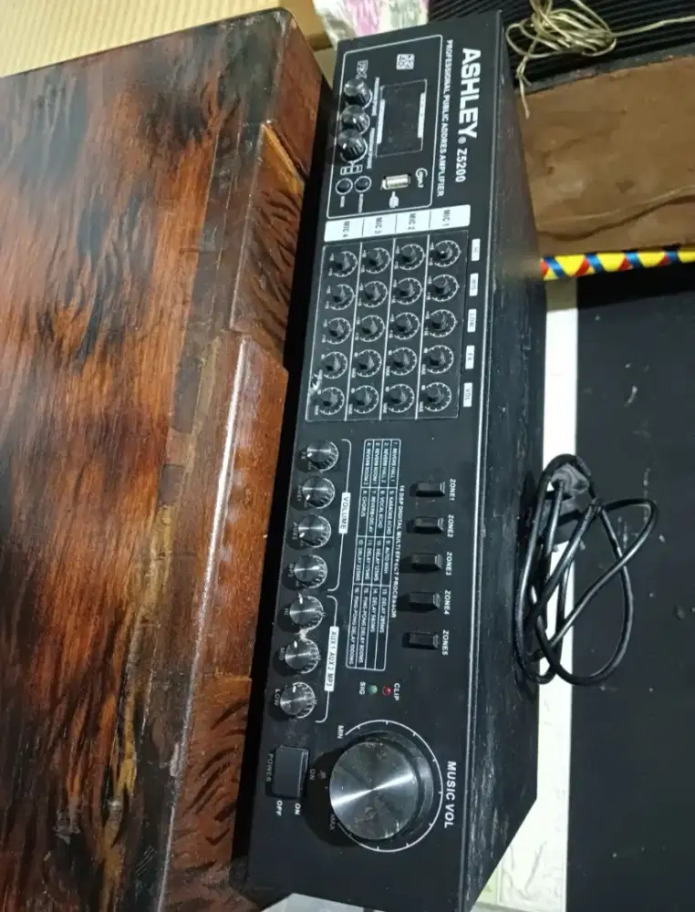 ASHLEY Z5200, Matot