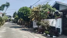Jual Rumah asri di Cibabat Cimahi Utara kota Cimahi