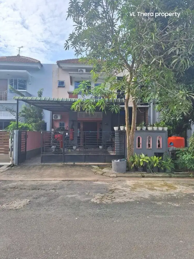 Dijual murah rumah 2 lantai full renovasi di perumahan bonavista