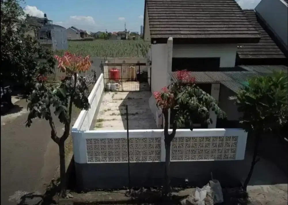 Rumah Minimalis Posisi Hook Ciwastra