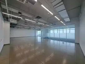 Sewa Kantor 279 m2 di SOHO Capital Central Park Jakbar, Kondisi Fitted