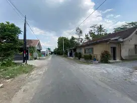 PROMO MERDEKA TANAH DEKAT BUDI MULIA dan UNRIYO tajem