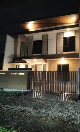 Rumah 2 Lantai Puri Anjasmoro Semarang