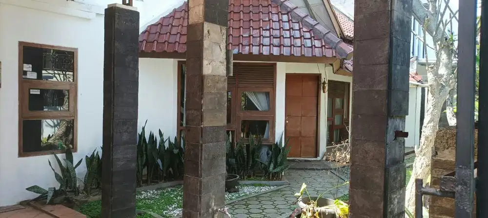 Rumah murah hitung tanah lokasi strategis Turangga kota Bandung