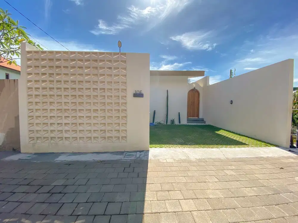 For Sale  LUXURY VILLA  LANTAI 2 AREA KUTAT LESTARI SANUR