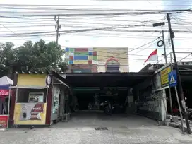 2 RUKO JADI 1 DI 0 JALAN RAYA WIYUNG DEKAT JALAN TOL MASIH BAGUS