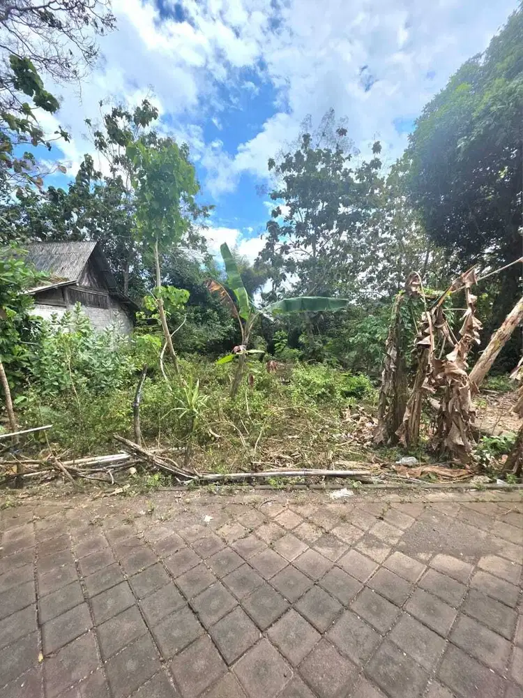 Jual Tanah Harga Global Luas 150m²di Puri Gading Jimbaran Invest area banyak  villa Komersil.