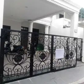 RUMAH KEREN ! LOKASI STRATEGIS PONDOK KELAPA