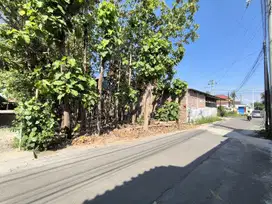Tanah murah deket jalan raya cocok untuk kos gudang atau tempat tingga