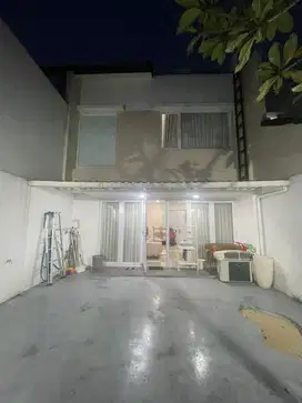 Rumah 2 lantai siap huni di Gateway Pasteur Bandung