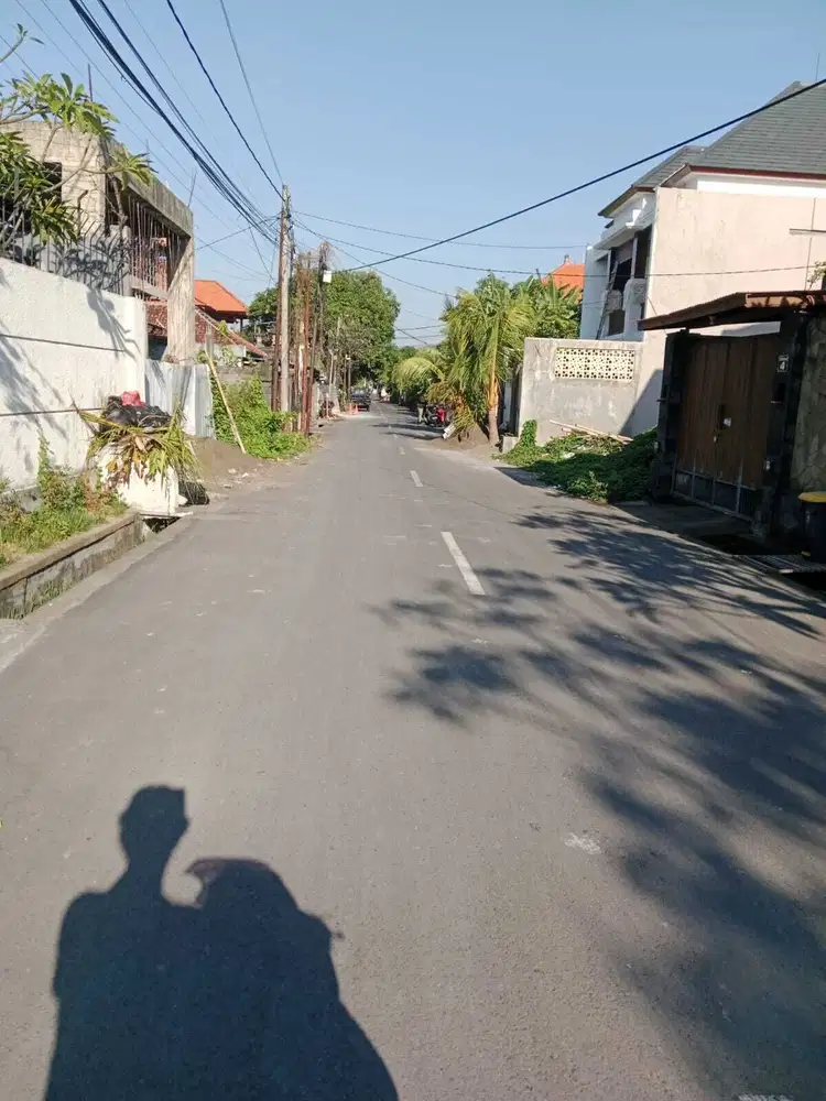 DIJUAL TANAH BONUS BANGUNAN LOKASI TUKAD BADUNG RENON