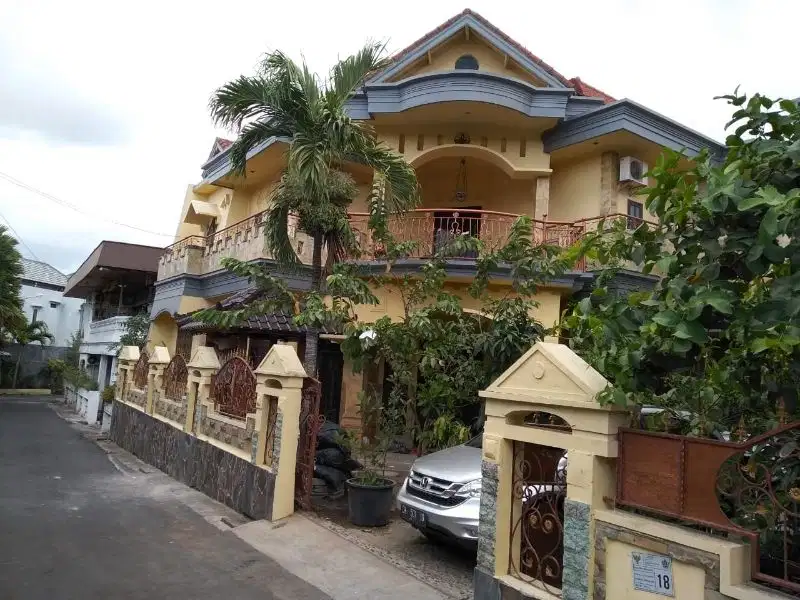 DIJUAL RUMAH MEWAH LANTAI 2 LOKASI MONANG MANING