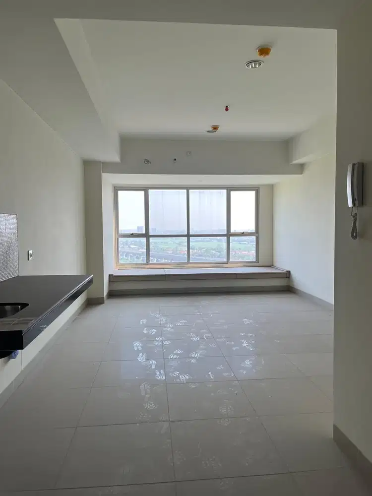 Dijual Apartemen Studio 42 m2, Orange County Lippo Cikarang, 400 Juta!