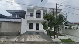 DIJUAL RUMAH 2 LANTAI VIEW GUNUNG DI SENTUL CITY SSR510