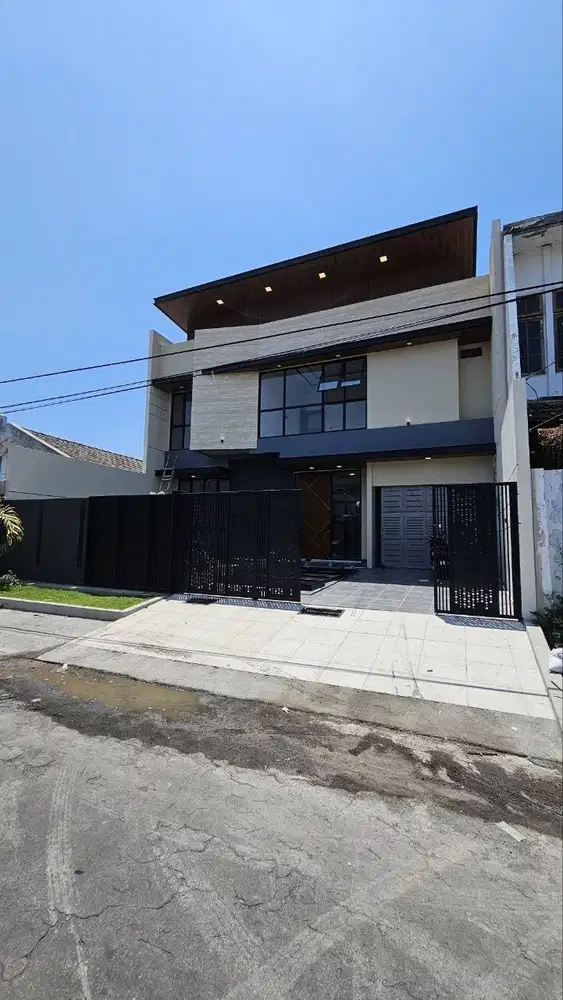 Rumah mewah baru gress kertajaya indah dekat Galaxy mall