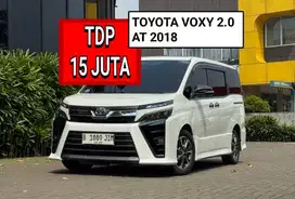 TOYOTA VOXY 2.0 AT 2018 PUTIH.PROMO MURAH DP MINIM 15 JUTA