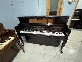 Piano Richard Mayer model Antik